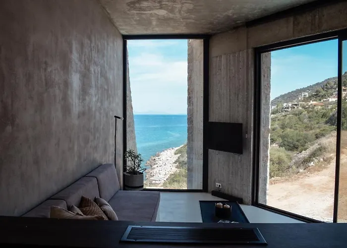 Mare E Pietra - Mare * Pefkali